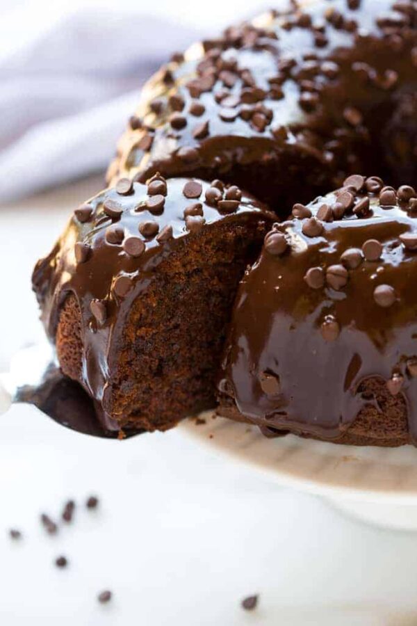 Yummy Factory Vegan Chocolate Bundt Cake