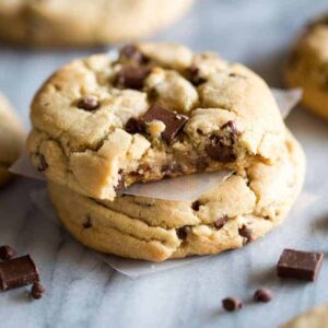 Yummy Factory Vegan Jumbo Chocolate Chip Cookie