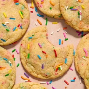 Yummy Factory Funfetti Birthday Cake Cookie